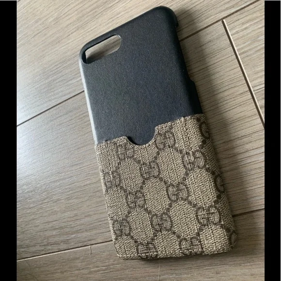 3/$25 Gucci IPhone 7/8Plus Leather Phone Case with Card Pocket - Picture 10 of 10